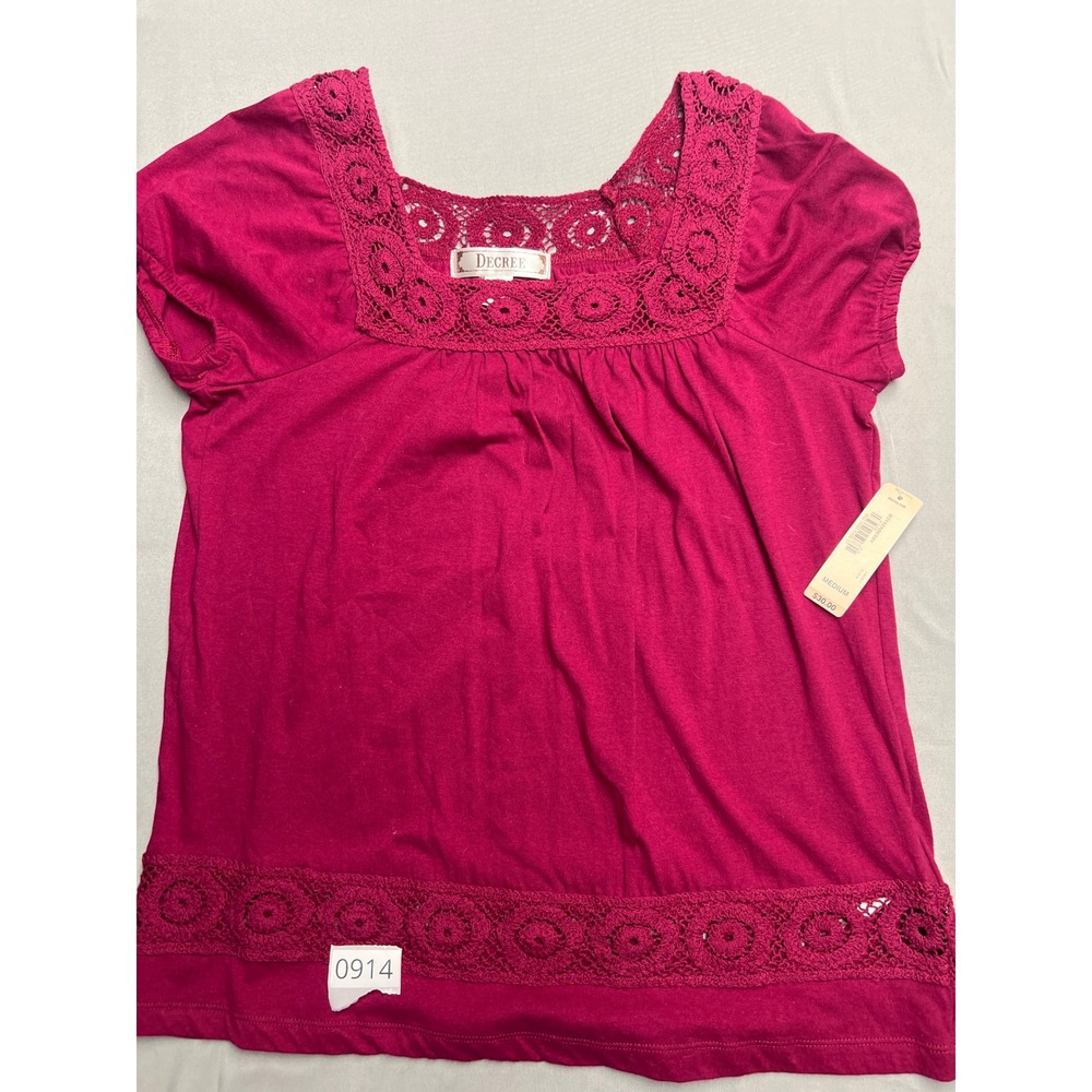 Decree Womens Boysenberry Pink Crochet Lace Trim Cotton Top Size M NWT